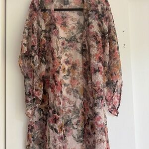 Vince Camuto Sheer Floral Duster Kimono in Blush Pink